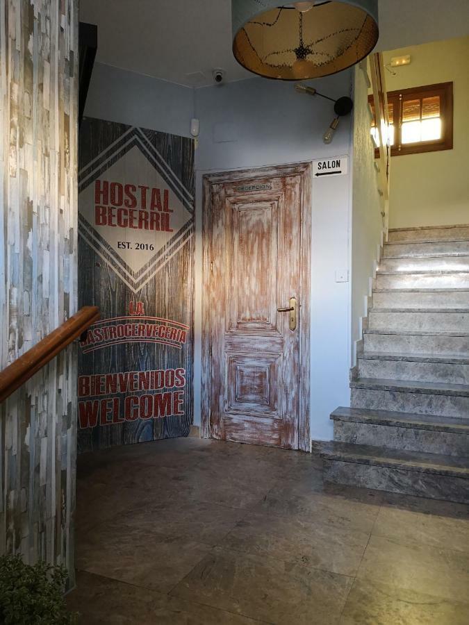 Hostal Becerril Becerril de la Sierra Luaran gambar
